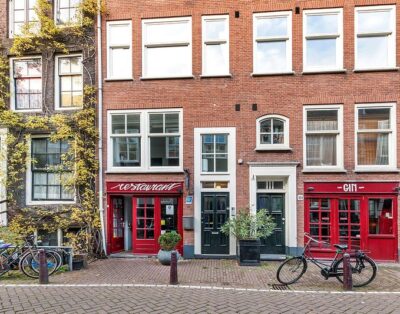 Luxury 4 Bedrooms Apartment in Amsterdam Center