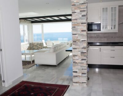 Luxury Penthouse in Puerto Banus with Parking and WI-FI